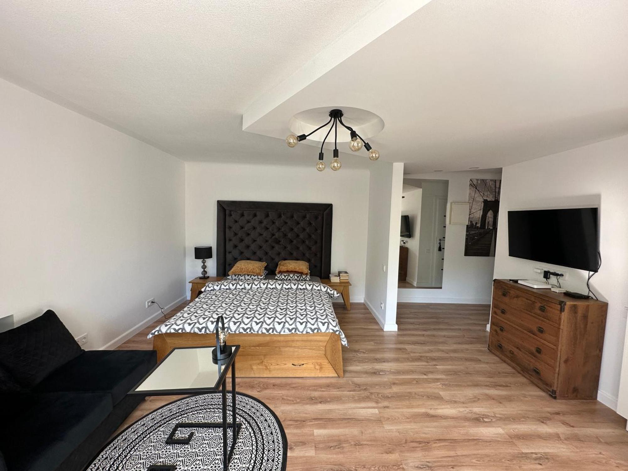 Hugo Apartment Šiauliai Екстериор снимка
